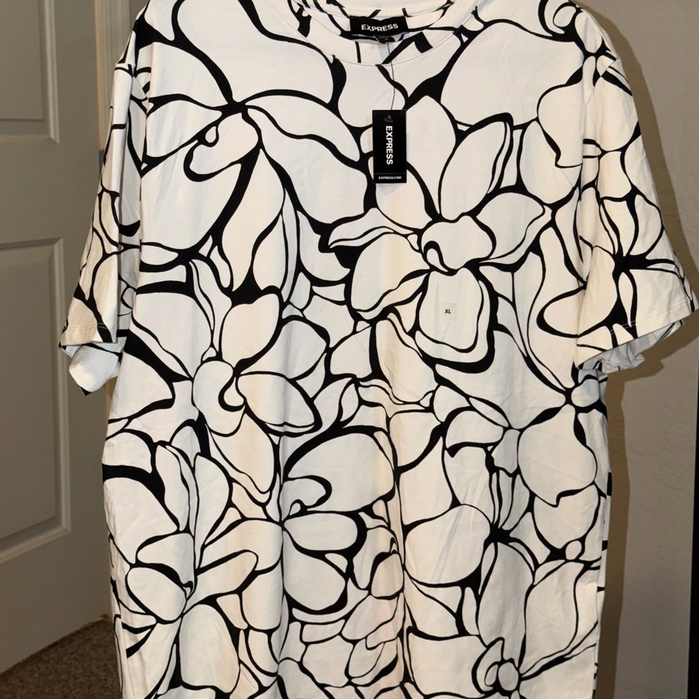Express Monochrome Floral Men's Tee
